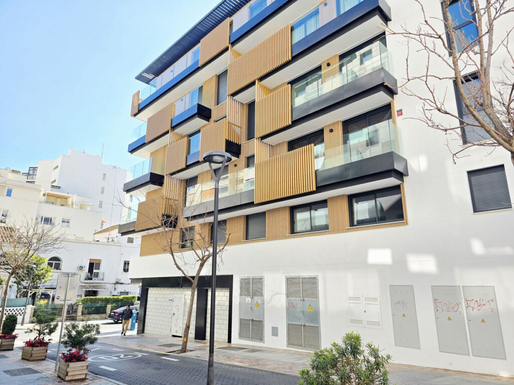 Middle Floor Apartment Marbella