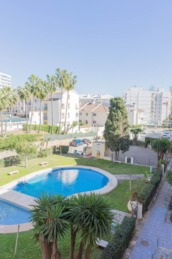Middle Floor Apartment Fuengirola