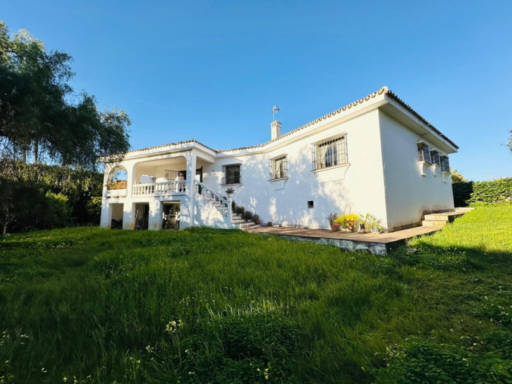 Detached Villa Atalaya