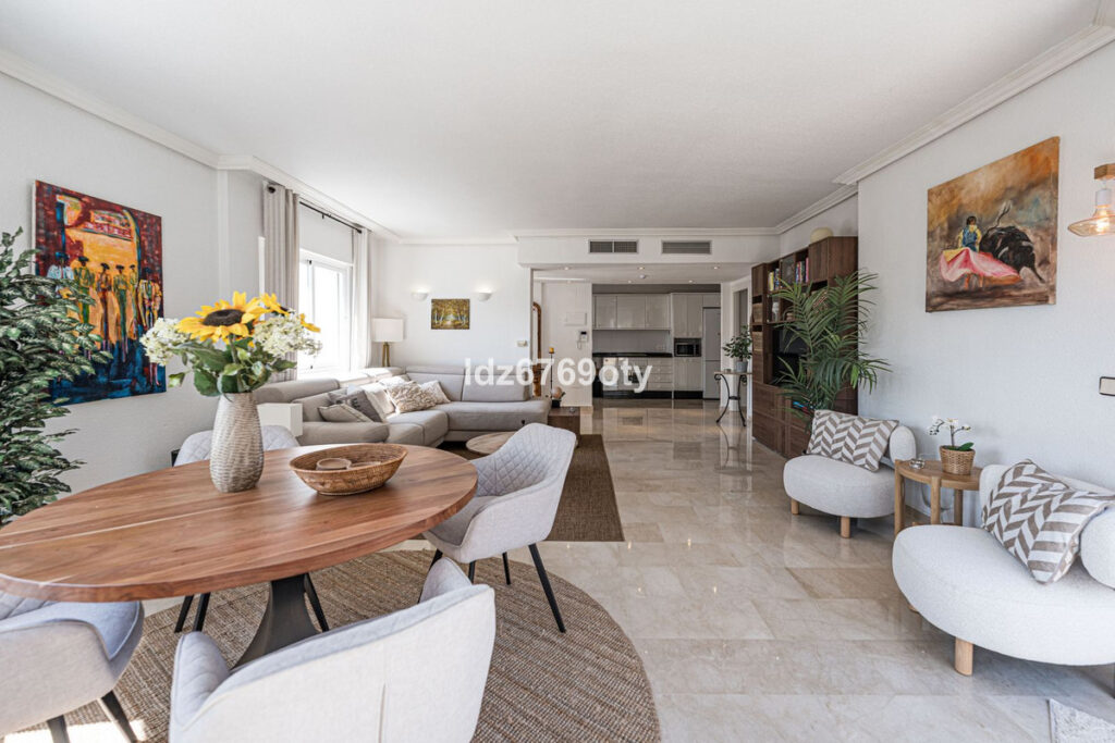 Middle Floor Apartment Benalmadena Costa