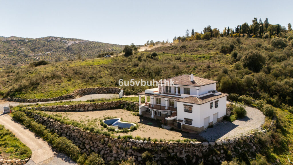 Detached Villa Viñuela