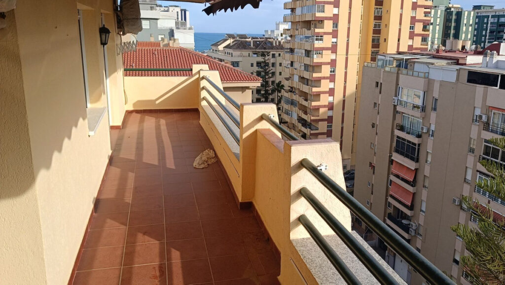 Middle Floor Apartment Fuengirola
