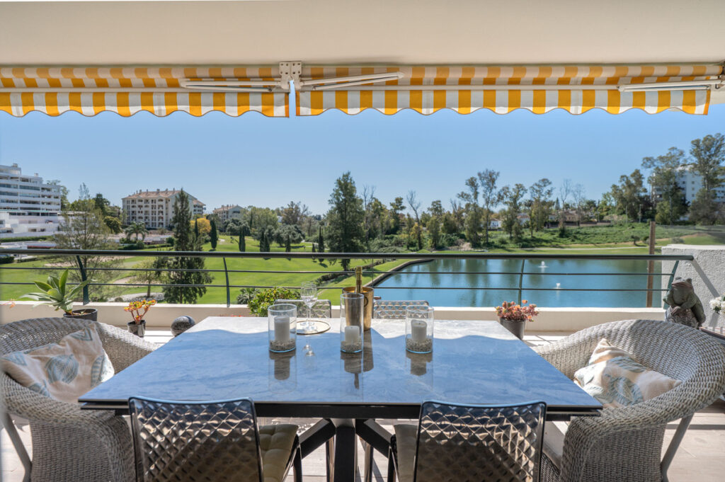 Middle Floor Apartment Guadalmina Alta