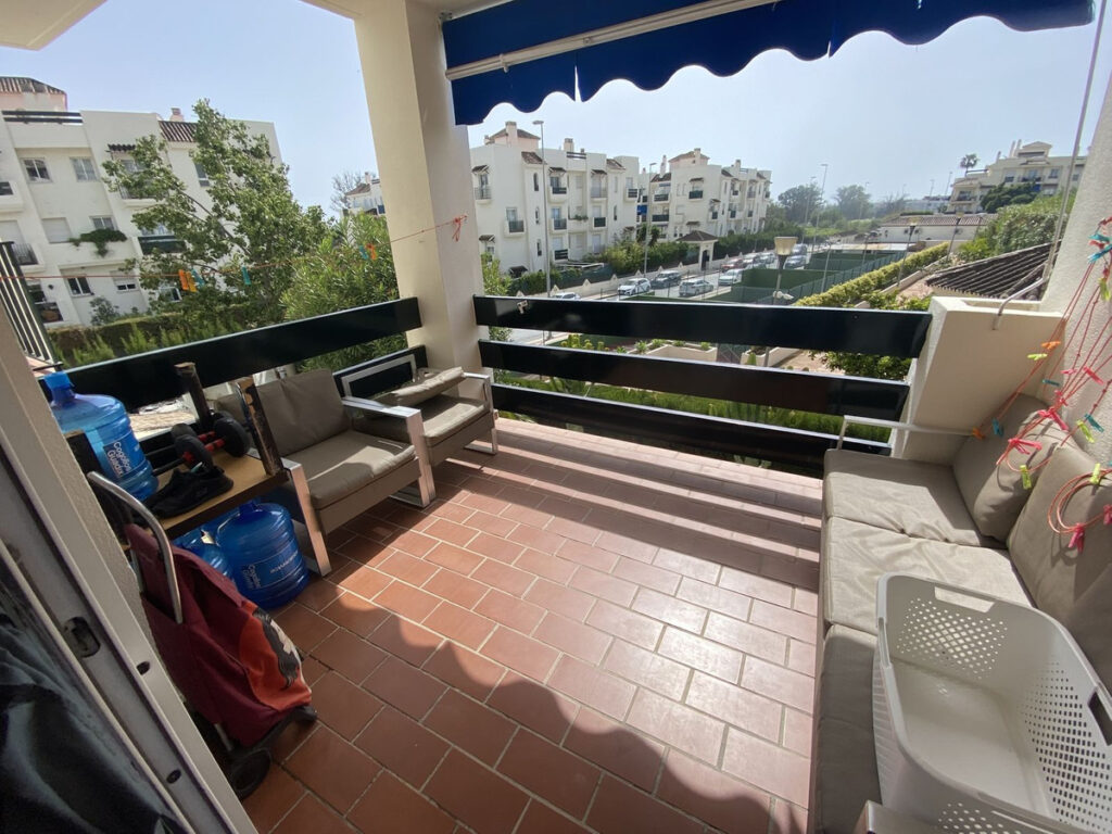 Middle Floor Apartment Nueva Andalucía