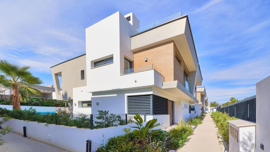 Semi-Detached House Puerto Banús