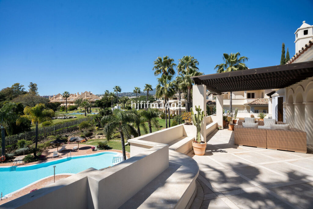 Penthouse Duplex Nueva Andalucía