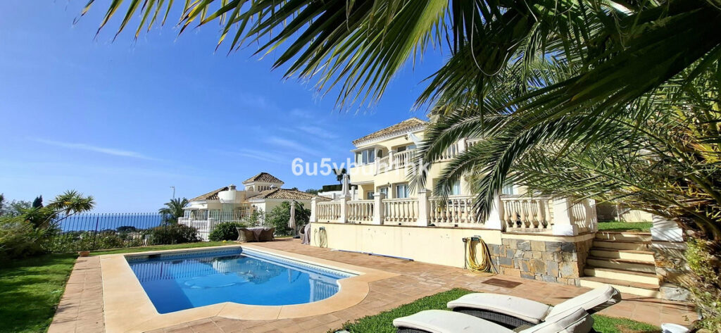 Detached Villa Calahonda