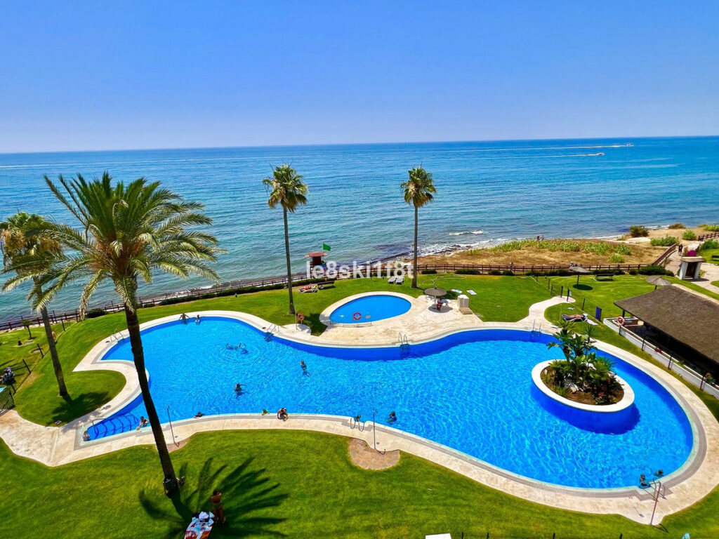 Middle Floor Apartment Calahonda