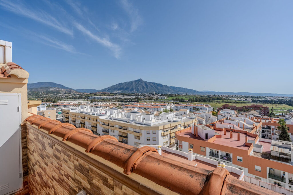 Top Floor Apartment San Pedro de Alcántara