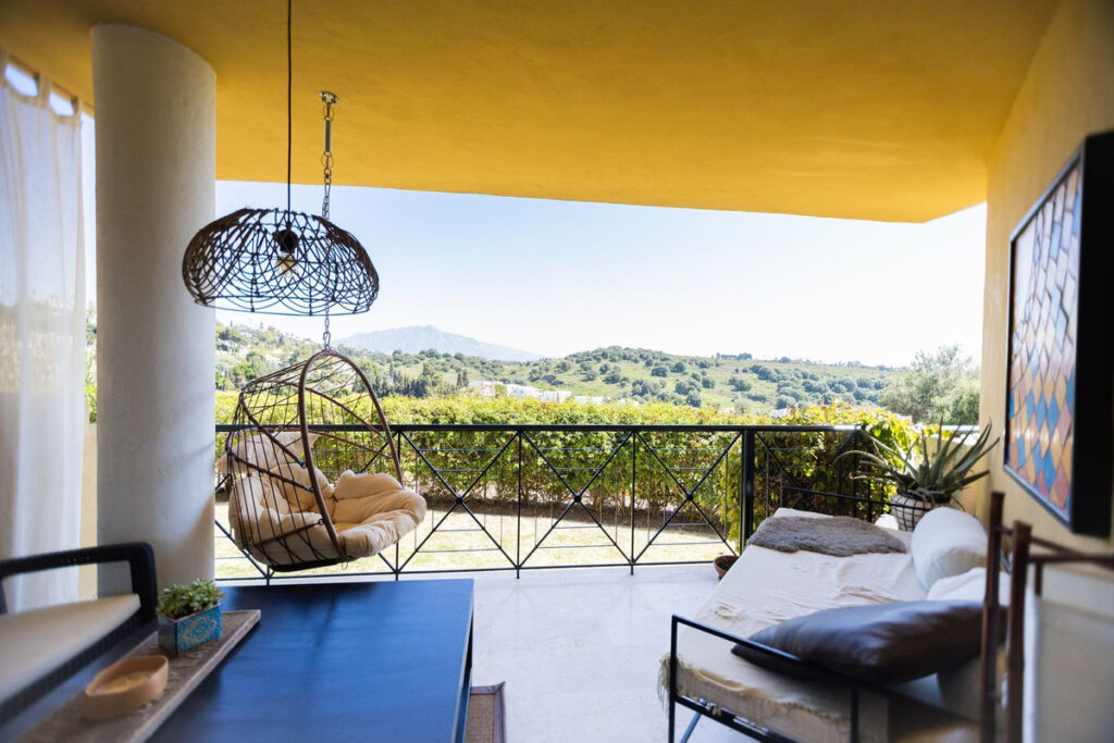 Middle Floor Apartment Bel Air