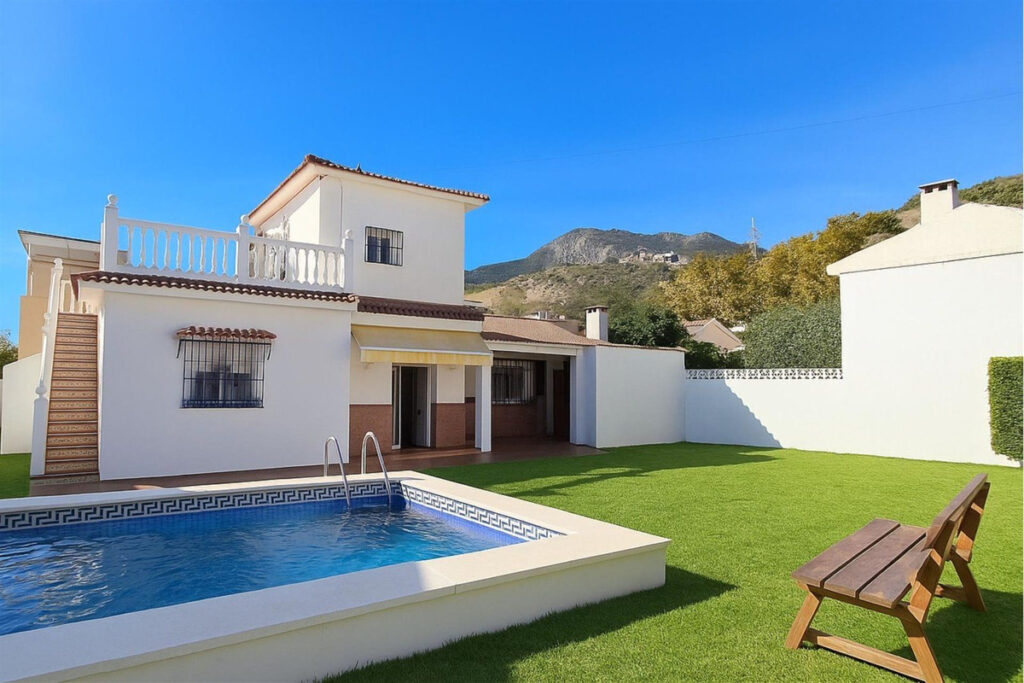 Detached Villa Arroyo de la Miel