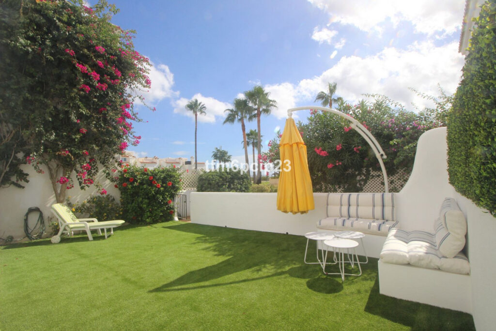Semi-Detached House Casares Playa