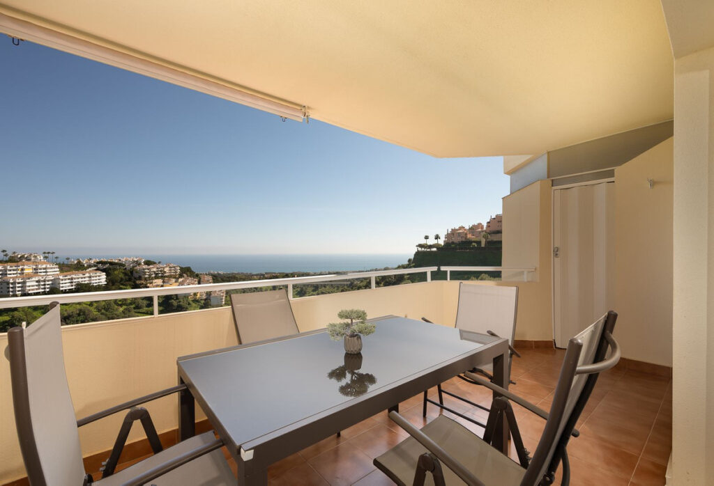 Middle Floor Apartment Calahonda
