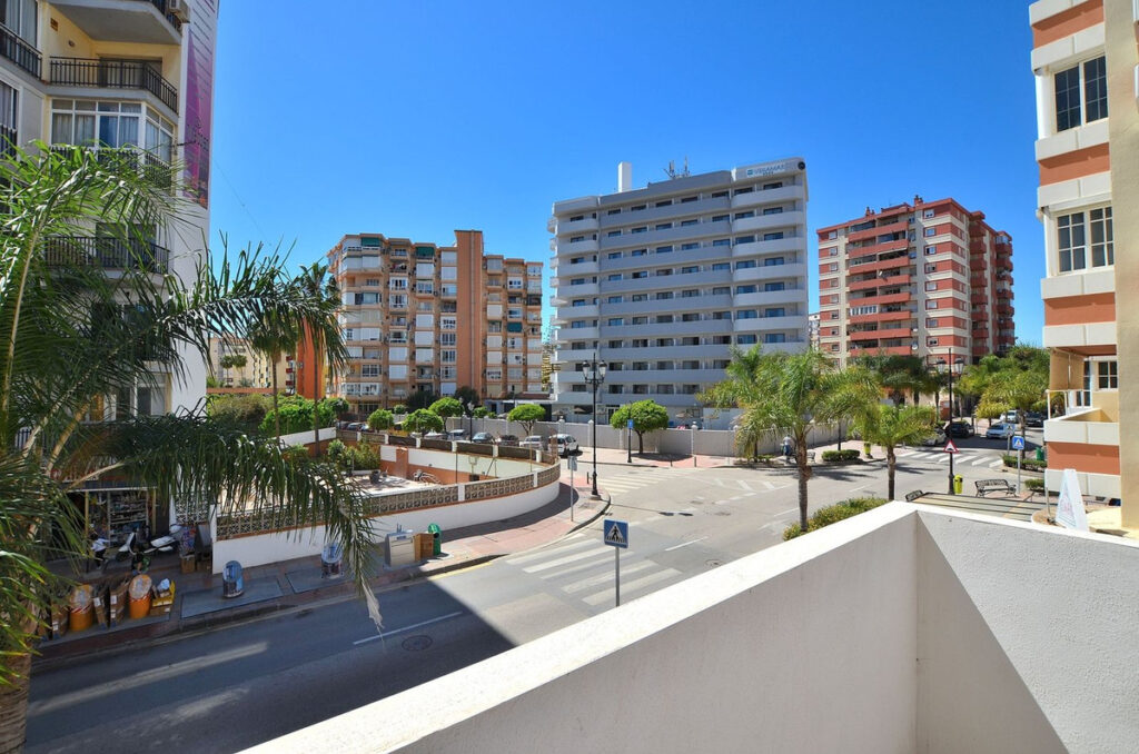Middle Floor Apartment Fuengirola
