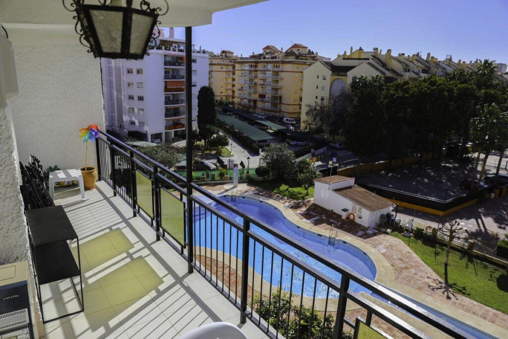Middle Floor Apartment Los Boliches