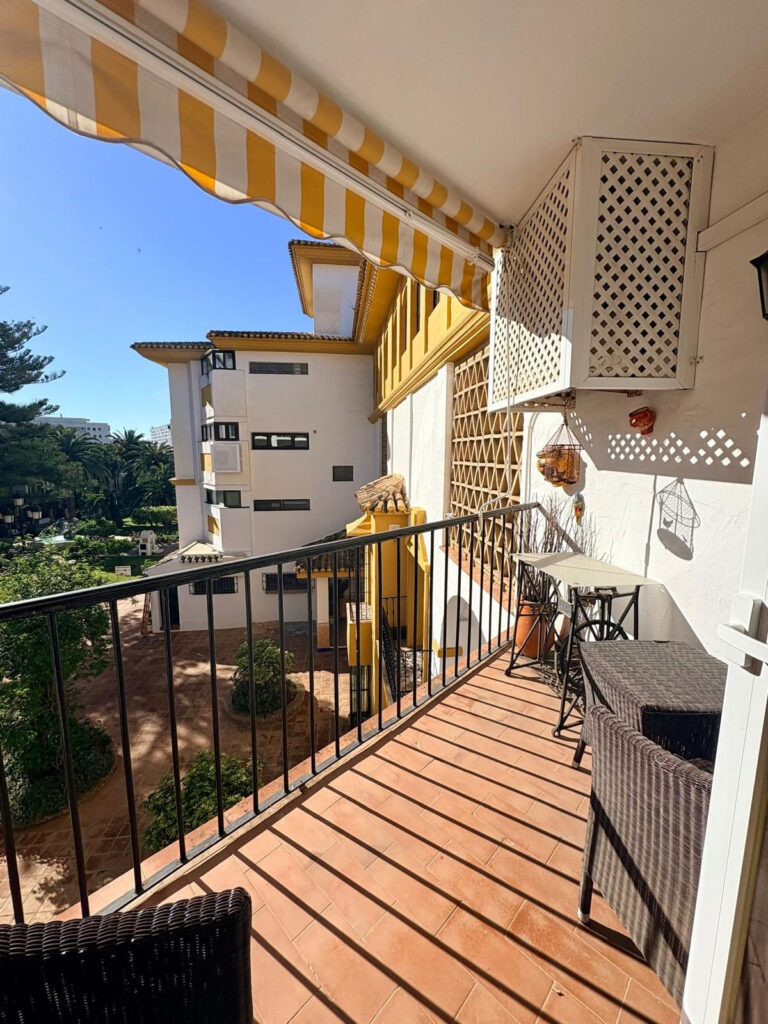 Middle Floor Apartment Fuengirola