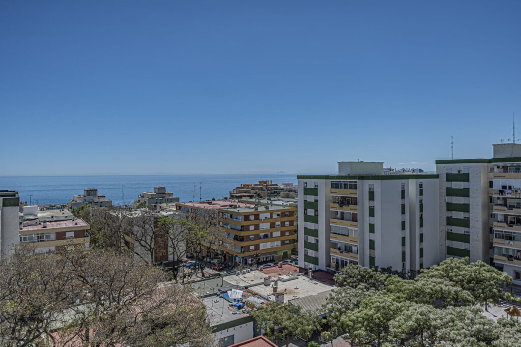 Middle Floor Apartment Marbella