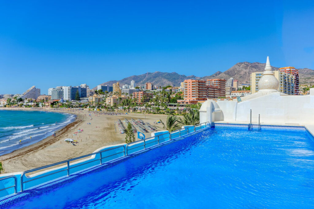 Middle Floor Apartment Benalmadena Costa