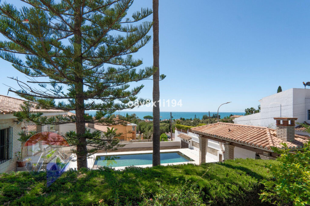 Detached Villa Chilches