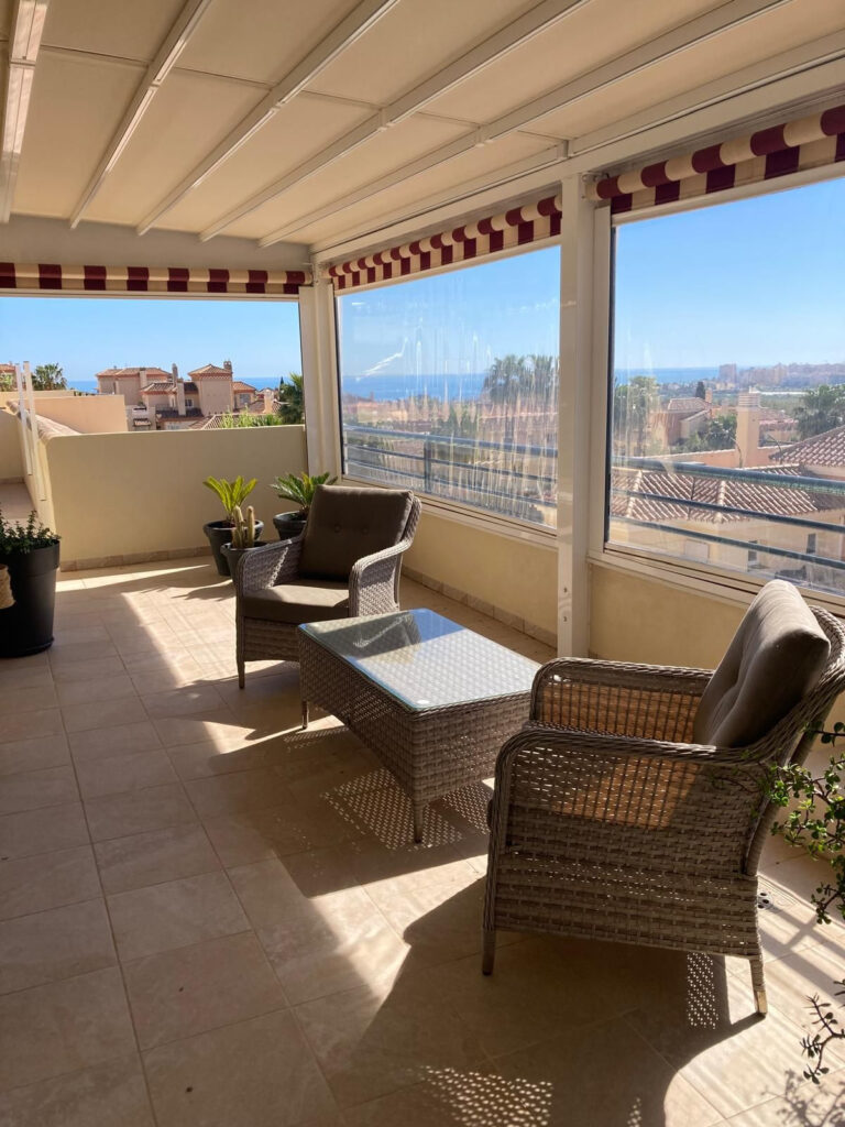 Top Floor Apartment Caleta de Vélez
