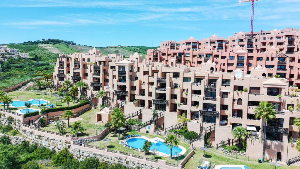 Middle Floor Apartment La Duquesa