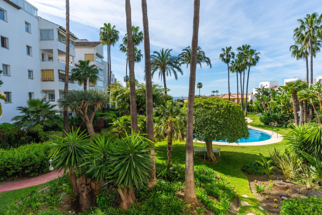 Middle Floor Apartment Atalaya