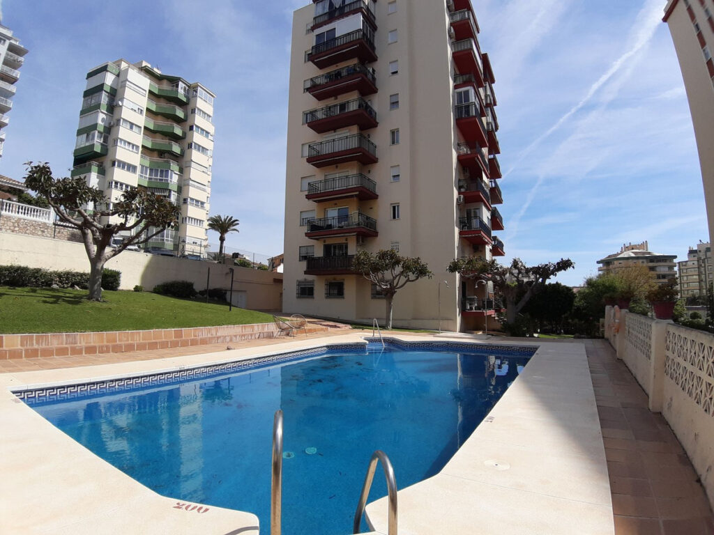 Middle Floor Apartment Fuengirola