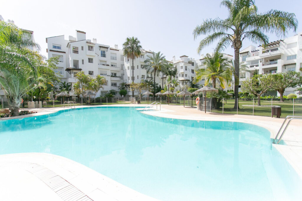 Middle Floor Apartment Costalita