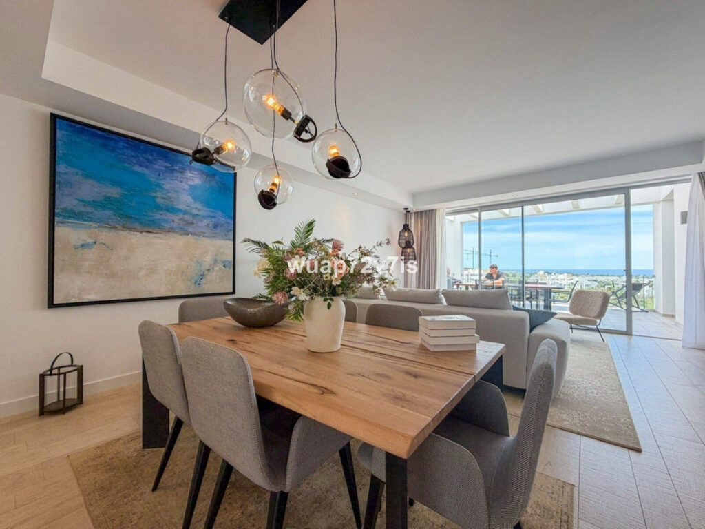 Top Floor Apartment Casares