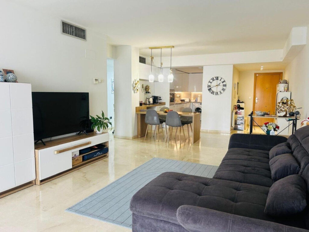Middle Floor Apartment Guadalmina Alta