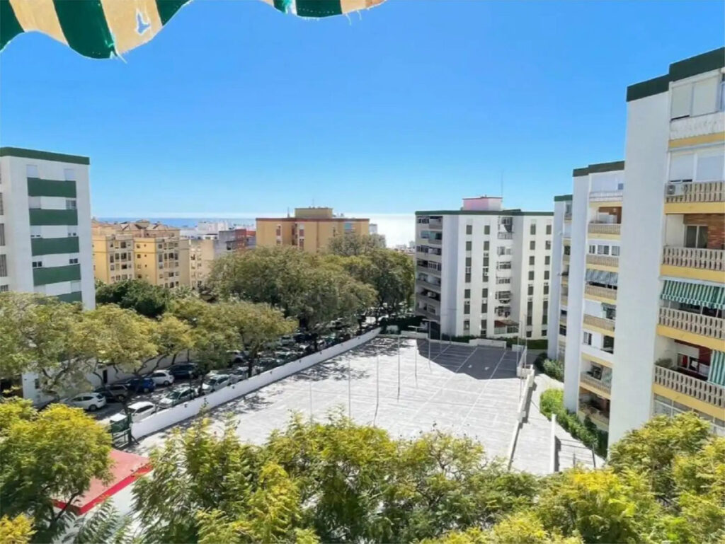 Middle Floor Apartment Marbella