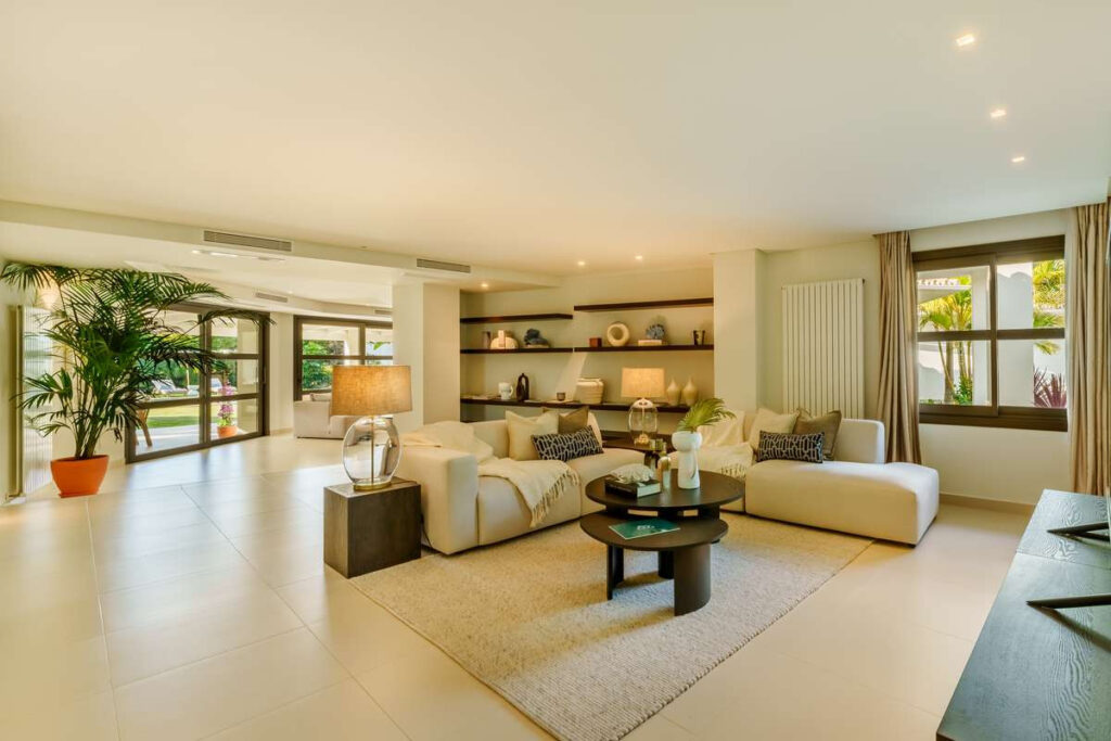 Luxury Single-Story Villa in La Cerquilla, Nueva Andalucía In Marbella