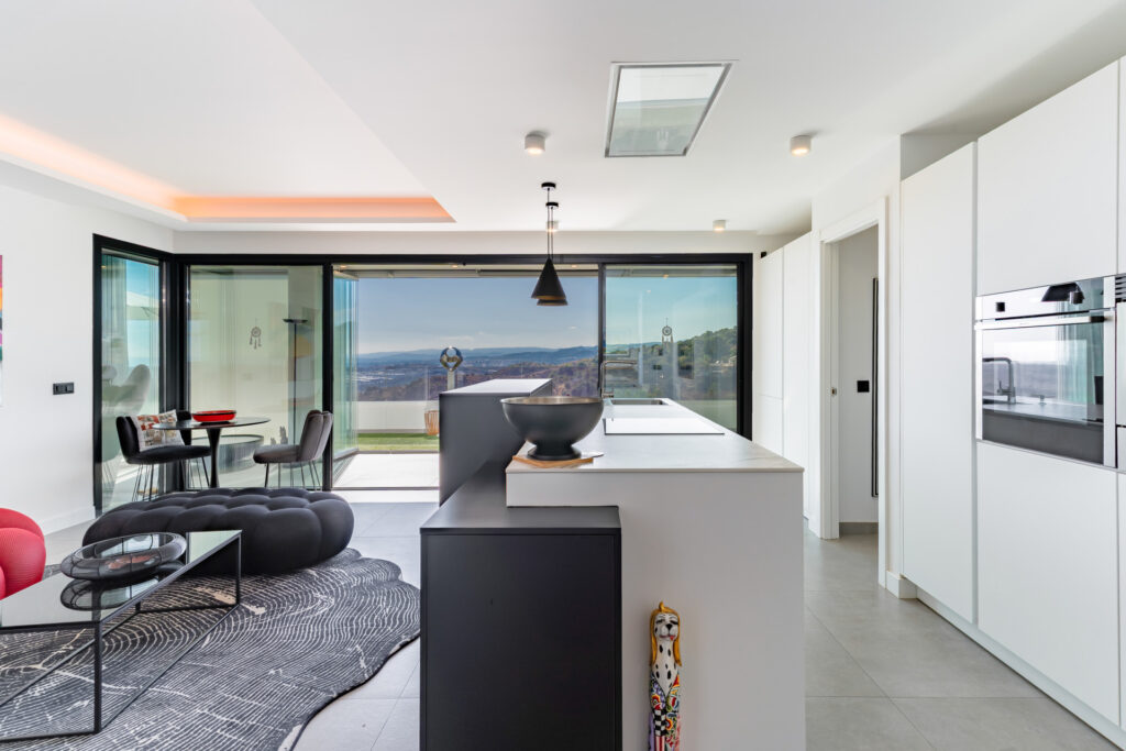 Panoramic Sea & Mountain Views · Unrivalled Privacy · 400 m² Total Space In Mirador de Estepona Hills