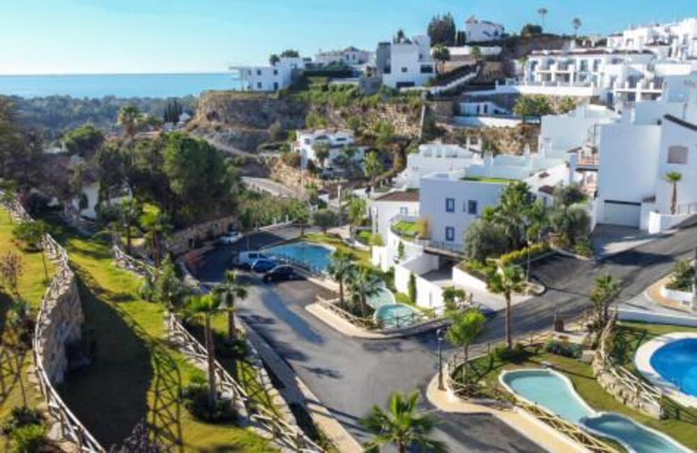 Apartment In Paraiso Pueblo Benahavis