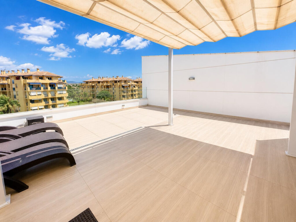 Duplex Penthouse In Cortijo Blanco San Pedro de Alcantara