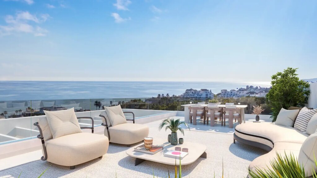 The sea as scenery, luxury as style In Arroyo Vaquero