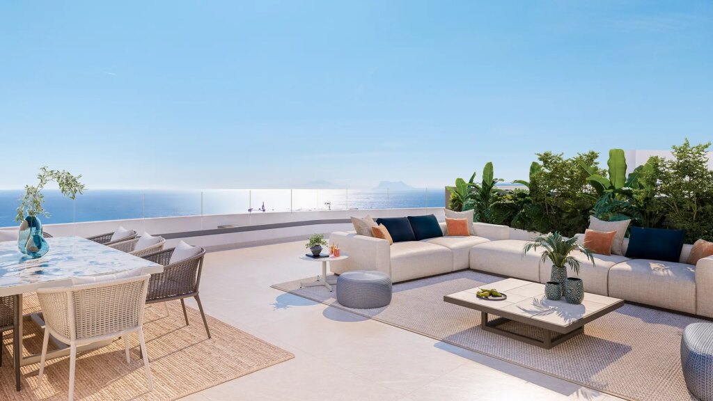 A new life between the sea and the mountains In Estepona