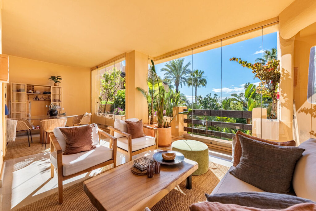 Middle Floor Apartment Sierra Blanca