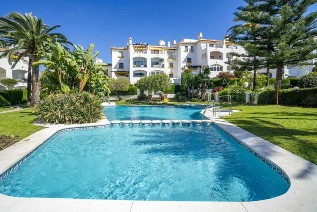 Ground Floor Apartment Nueva Andalucía