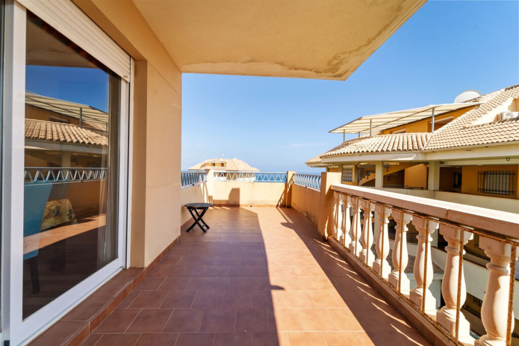 Middle Floor Apartment Fuengirola