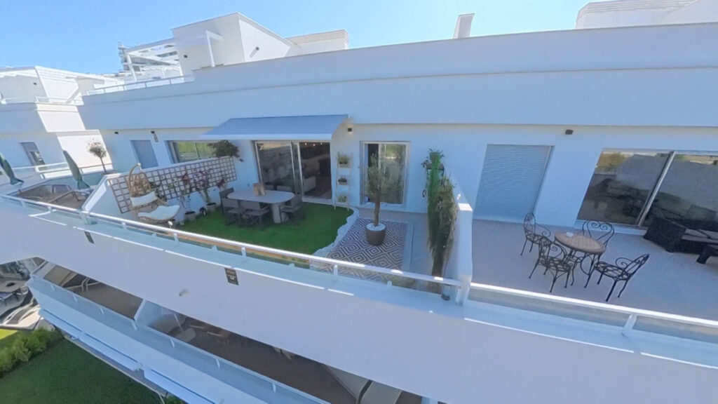 Penthouse New Golden Mile