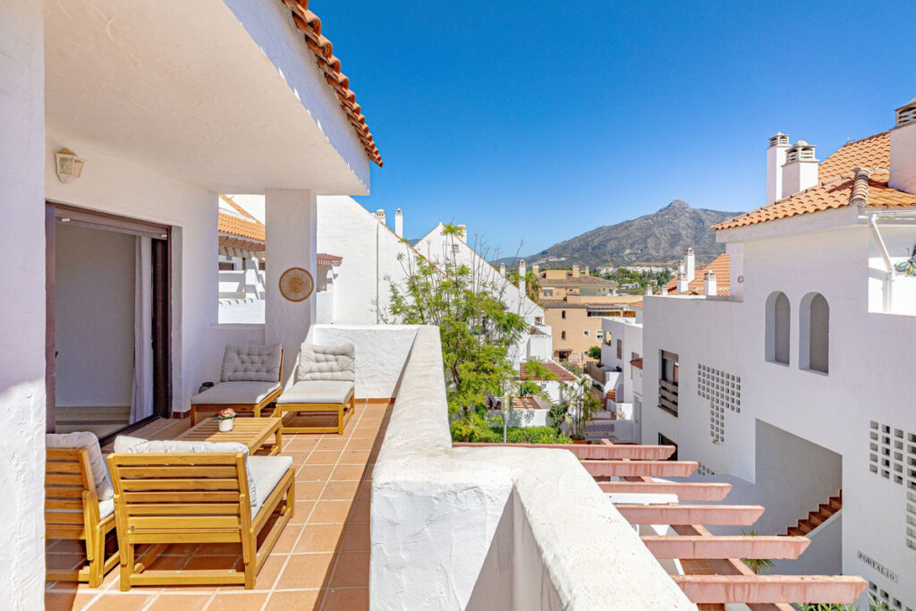 Middle Floor Apartment Nueva Andalucía