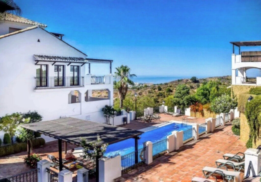 Penthouse Altos de los Monteros
