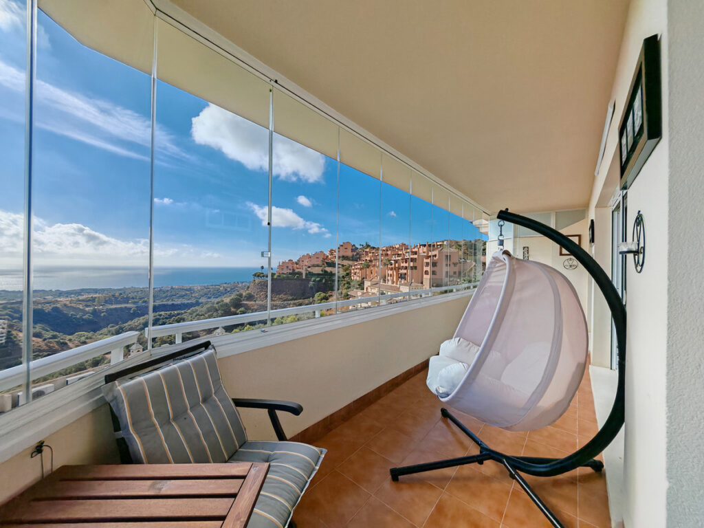 Middle Floor Apartment Calahonda