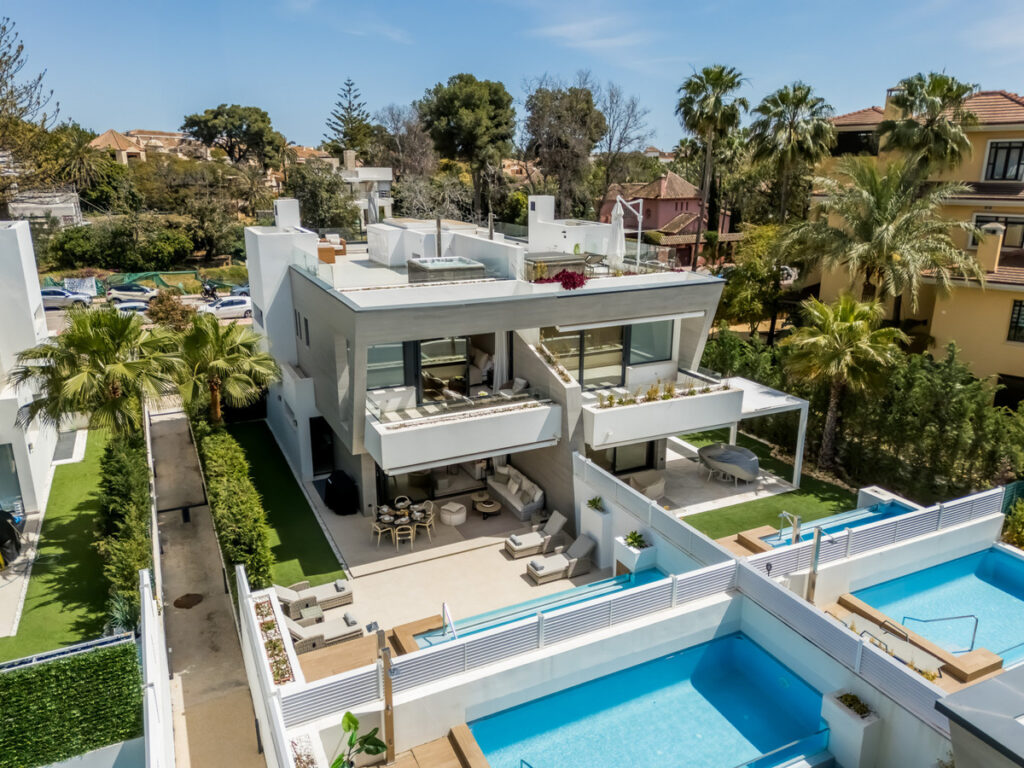 Semi-Detached House Puerto Banús