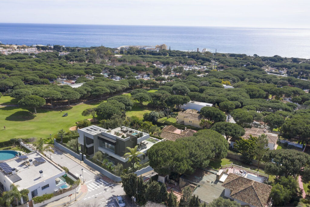 Detached Villa Cabopino