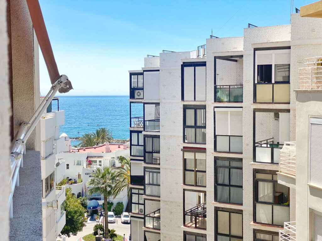 Middle Floor Apartment Marbella