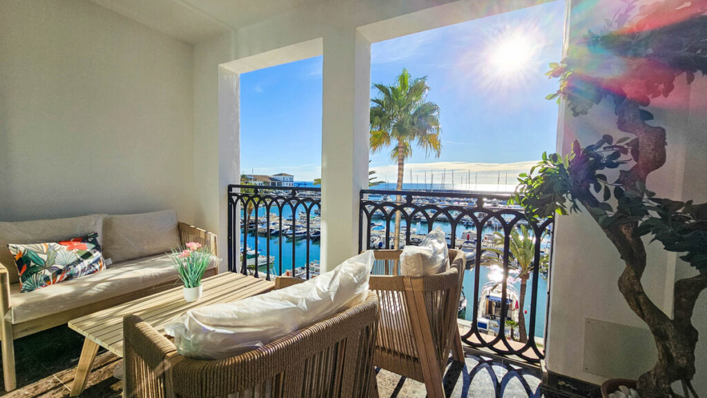 Middle Floor Apartment La Duquesa