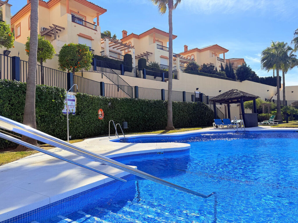 Semi-Detached House Riviera del Sol