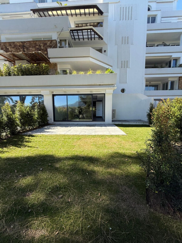 Ground Floor Apartment Nueva Andalucía